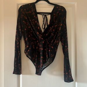 BCBG body suit fall pattern SMALL